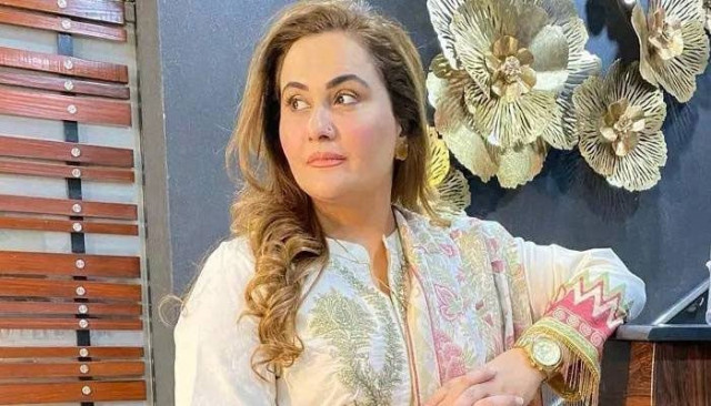 actress nargis allegedly assaulted by husband inspector majid
