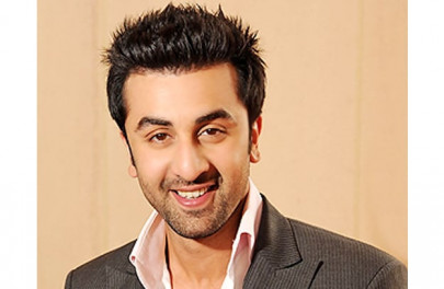 did ranbir kapoor fly to london to meet a girl did ranbir kapoor fly to london to meet a girl