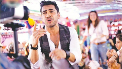 after desan da raja qurram hussain to release yet another hit track ajaana after desan da raja qurram hussain to release yet another hit track ajaana