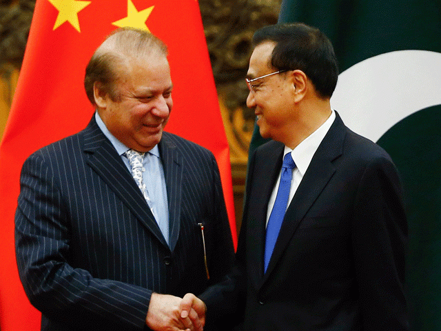 china 039 s premier li keqiang r and pakistan 039 s prime minister nawaz sharif shake hands during a signing ceremony at the great hall of the people in beijing on may 13 2017 photo afp china 039 s premier li keqiang r and pakistan 039 s prime minister nawaz sharif shake hands during a signing ceremony at the great hall of the people in beijing on may 13 2017 photo afp