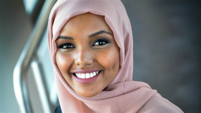 meet halima aden first model to wear a burqini at beauty pageant meet halima aden first model to wear a burqini at beauty pageant