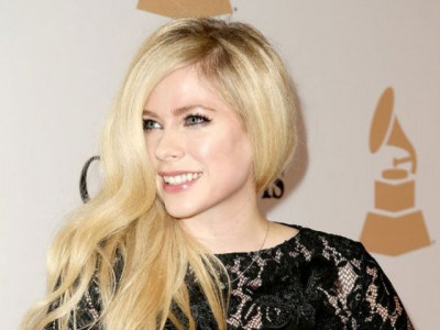 people are convinced that avril lavigne is dead people are convinced that avril lavigne is dead