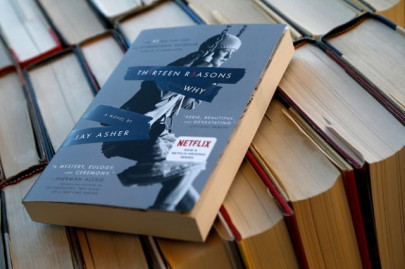 us school removes 13 reasons why book from libraries as it romanticises suicide