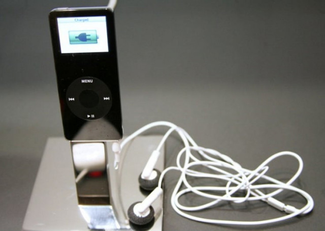 ipod 039 s tagline 1000 songs in your pocket was a testament to the impact of the mp3 format photo afp ipod 039 s tagline 1000 songs in your pocket was a testament to the impact of the mp3 format photo afp
