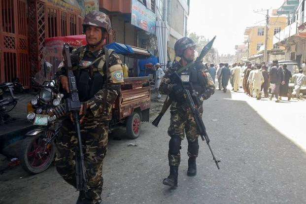 afghan security forces arrive at the site of an attack in jalalabad city eastern afghanistan on wednesday photo reuters