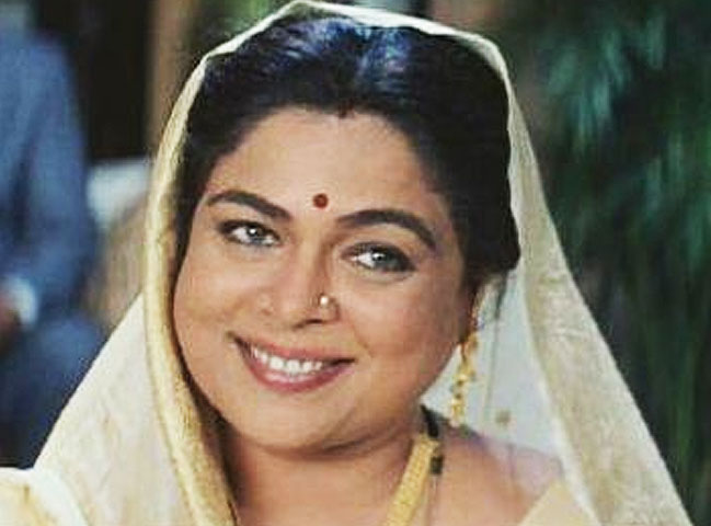 Bollywoods Quintessential Mom Reema Lagoo Passes Away 