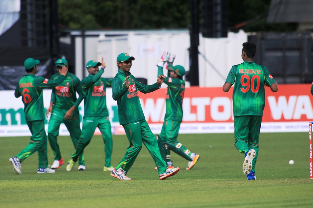 mustafizur rehman took four wickets to help bangladesh beat ireland photo afp