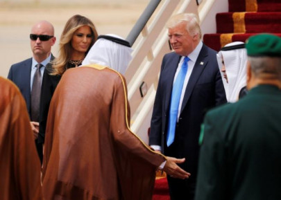 us saudi arabia sign business deals worth billions