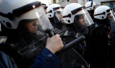 bahrain police open fire on shia sit in witnesses bahrain police open fire on shia sit in witnesses