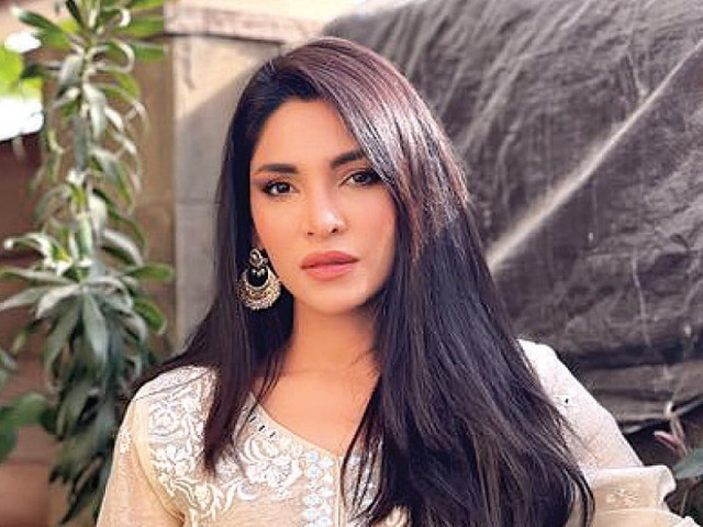 zhalay sarhadi speaks out against cyberbullying zhalay sarhadi speaks out against cyberbullying