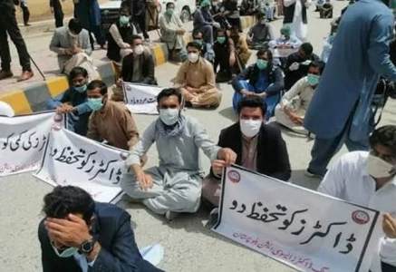 balochistan doctors threaten red zone sit in
