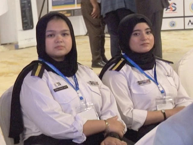 Two sisters, one sea, a path less travelled