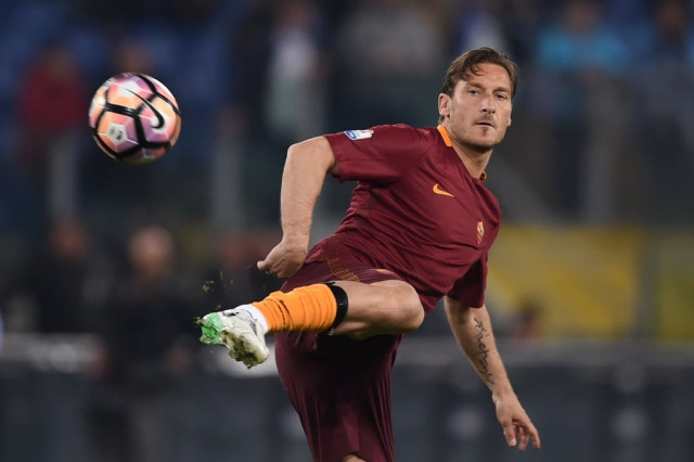 king of rome for once this season the stadio olimpico will be filled to capacity but only because totti having played 25 seasons with the giallorossi will make his final serie a appearance photo afp king of rome for once this season the stadio olimpico will be filled to capacity but only because totti having played 25 seasons with the giallorossi will make his final serie a appearance photo afp