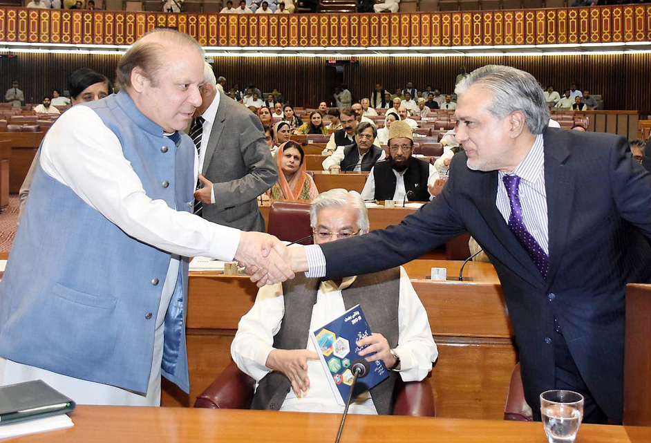 pm nawaz congratulates ishaq dar after he presents budget photo nni