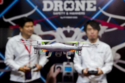japan reportedly to allow drone deliveries in 2020 self driving trucks in 2022