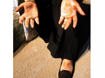 at roadside caf three cups of tea and a gunshot at roadside caf three cups of tea and a gunshot