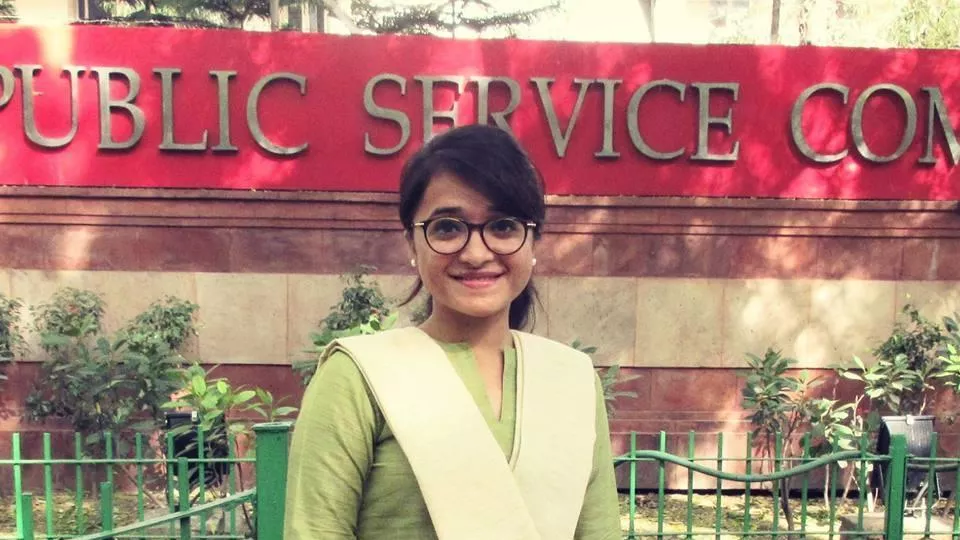ummul kher 28 achieved the all india rank 420 and now hopes to get into the indian administrative services on a disability quota photo courtesy hindustan times ummul kher 28 achieved the all india rank 420 and now hopes to get into the indian administrative services on a disability quota photo courtesy hindustan times