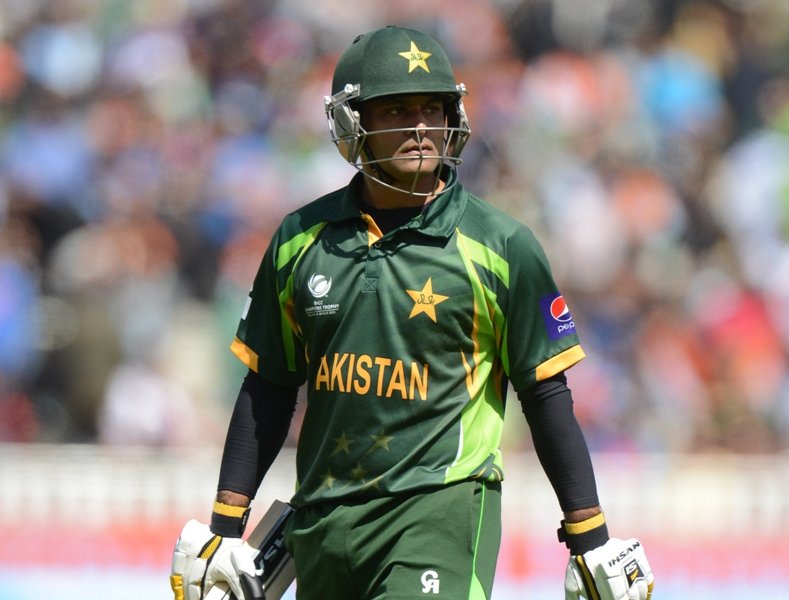 mohammad hafeez leaves the field after being dismissed during their icc champions trophy group b match against india at edgbaston cricket ground birmingham june 15 2013 photo reuters