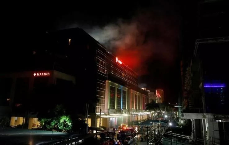 smoke billows from the resorts world building in pasay city metro manila philippines june 2 2017 photo reuters smoke billows from the resorts world building in pasay city metro manila philippines june 2 2017 photo reuters