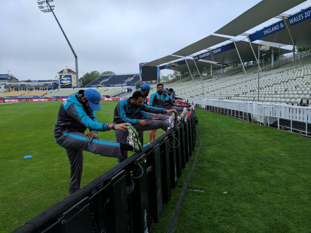 cool and calm sarfraz says the players have been asked to play their natural game against south africa without piling up any extra pressure on themselves photo courtesy pcb cool and calm sarfraz says the players have been asked to play their natural game against south africa without piling up any extra pressure on themselves photo courtesy pcb