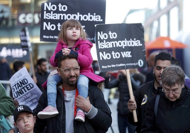 demonstrators join a protest in birmingham britain march 24 2017 photo reuters