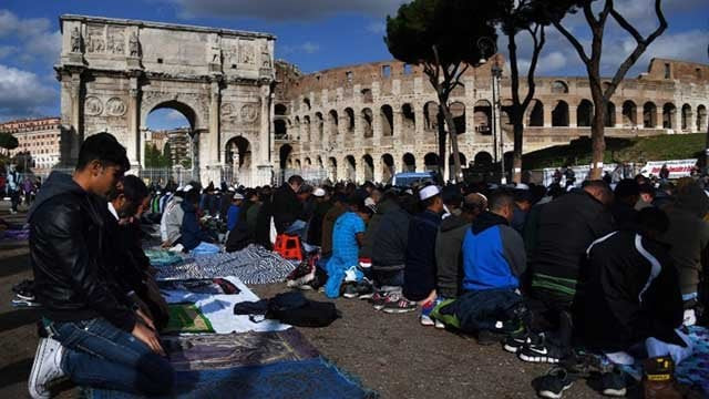 islam is the only major religion not to be officially recognised by the state photo afp islam is the only major religion not to be officially recognised by the state photo afp