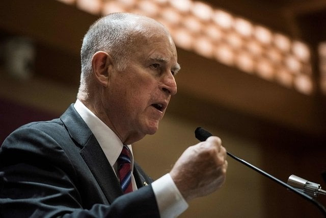 in this picture taken on june 8 2017 california governor jerry brown speaks during an energy policy conference in beijing china treated a us governor to a red carpet reception this week while president donald trump 039 s energy chief received a low key greeting a signal that beijing is ready to go around the white house in the battle against climate change photo afp in this picture taken on june 8 2017 california governor jerry brown speaks during an energy policy conference in beijing china treated a us governor to a red carpet reception this week while president donald trump 039 s energy chief received a low key greeting a signal that beijing is ready to go around the white house in the battle against climate change photo afp