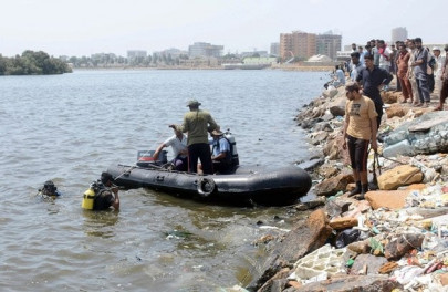 two teenagers drown in karachi s mai kolachi creek