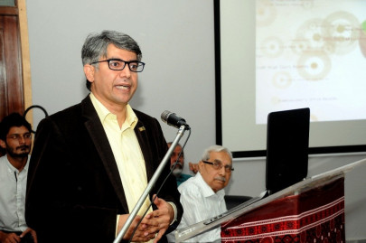 don t negate the importance of archives say experts