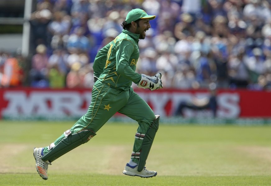 pakistan 039 s sarfraz ahmed celebrates the wicket of england 039 s moeen ali during the icc champions trophy semi final cricket match between england and pakistan in cardiff on june 14 2017 pakistan captain sarfraz ahmed celebrates after england batsman moeen ali photo afp