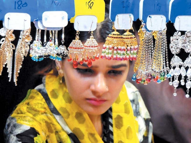 women browse through markets for eid shopping photo agencies women browse through markets for eid shopping photo agencies