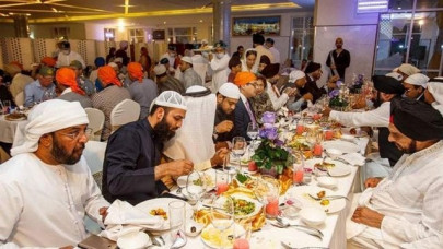 indian gurdwara in uae hosts iftar for followers of all faiths indian gurdwara in uae hosts iftar for followers of all faiths