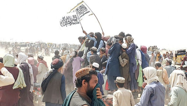 taliban raise flag at pak afghan border taliban raise flag at pak afghan border