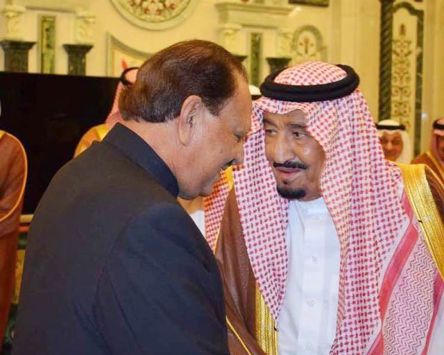 president mamnoon meets saudi king salman in makkah