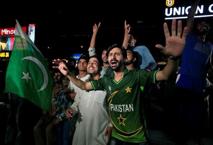 careem marks pakistan s great triumph with cricket themed promo