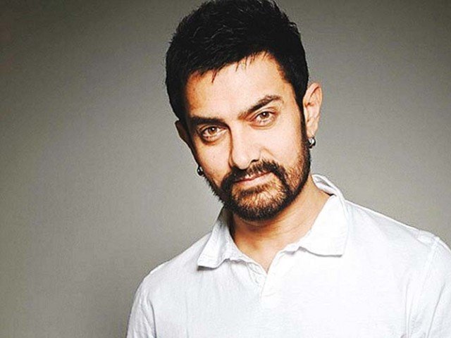 Aamir Khan transforms his body YET AGAIN!