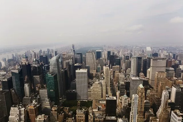 a view from the observation deck of the empire state building of midtown manhattan rockefeller center and central park in new york june 27 2013 photo reuters a view from the observation deck of the empire state building of midtown manhattan rockefeller center and central park in new york june 27 2013 photo reuters