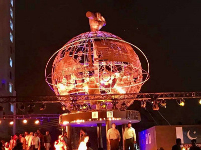 mayor inaugurates agha steel monument