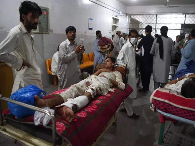 people injured in the twin blasts in parachinar being treated at a hospital in peshawar on friday june 23 2017 photo afp people injured in the twin blasts in parachinar being treated at a hospital in peshawar on friday june 23 2017 photo afp