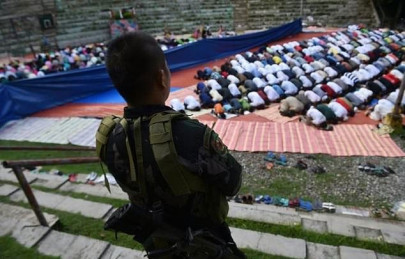 philippine military declares eid truce in war torn city