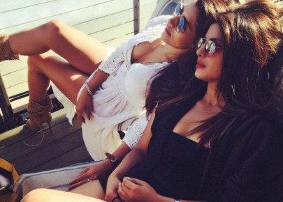 priyanka chopra spends a lazy weekend with friends in la priyanka chopra spends a lazy weekend with friends in la
