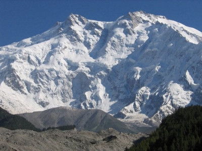 two alpinists go missing on nanga parbat