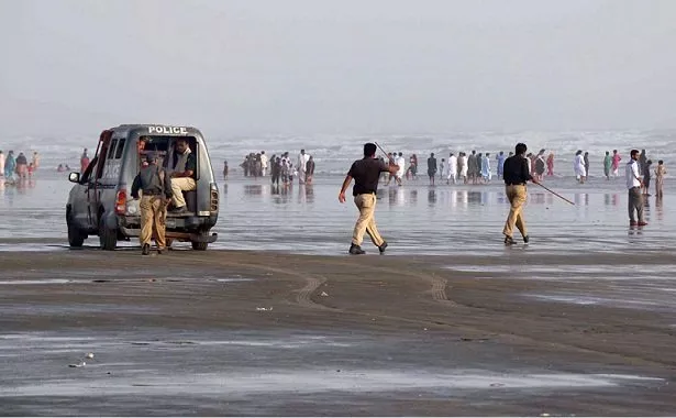 warning given police stop people from going into the water at seaview beach photo online warning given police stop people from going into the water at seaview beach photo online