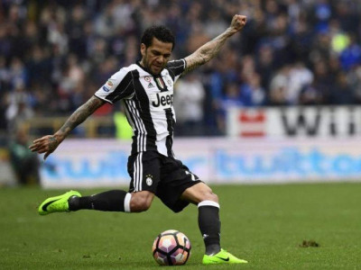 juventus confirm alves departure after just one season