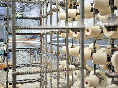 textile sector holds govt responsible for export woes