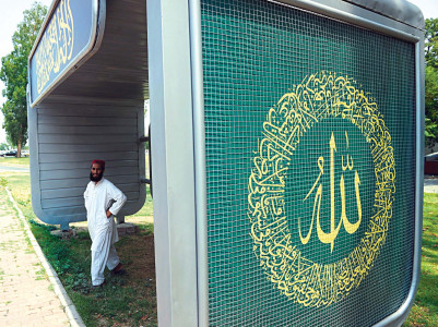 left without shelter waiting commuters remain exposed to the elements in city left without shelter waiting commuters remain exposed to the elements in city