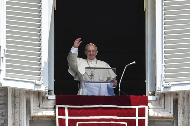 pope francis waves at the crowd from the window of the apostolic palace overlooking st peter 039 s square during the sunday angelus prayer on july 2 2017 in vatican photo afp pope francis waves at the crowd from the window of the apostolic palace overlooking st peter 039 s square during the sunday angelus prayer on july 2 2017 in vatican photo afp