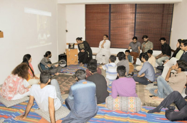 two hour sessions gave chance to more than 60 youngsters to interact photo express two hour sessions gave chance to more than 60 youngsters to interact photo express