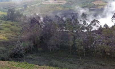 eight rescuers killed in indonesian helicopter crash