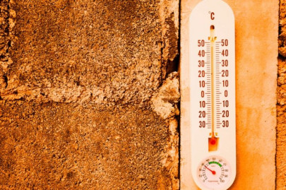 the scientific reason why summer heat makes us so grumpy